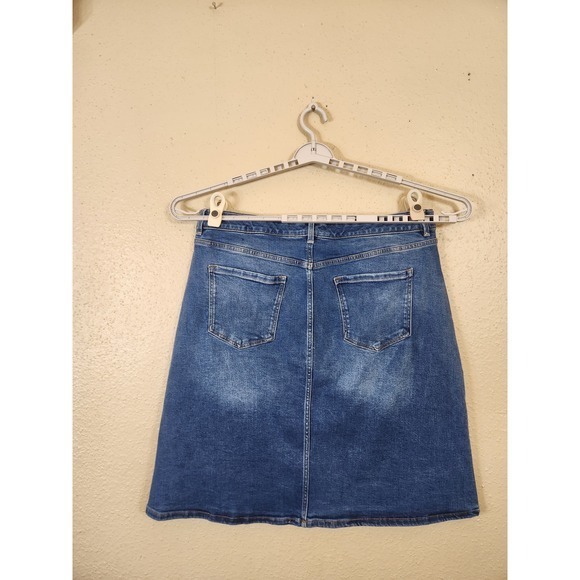 Liz Claiborne Denim Skirt A-Line Stretch Casual Blue Jean Skirt Size 16‎ - Picture 2 of 6